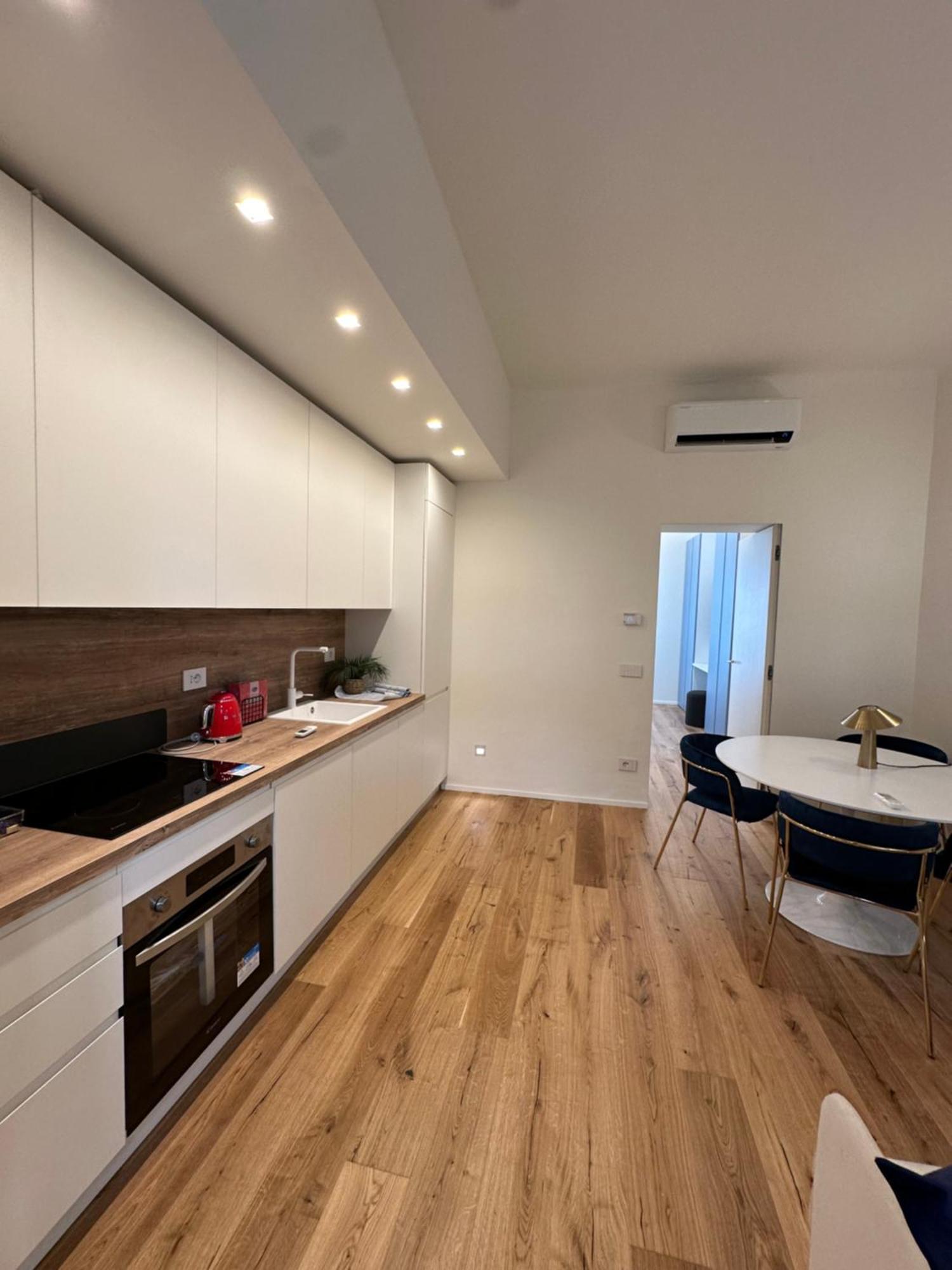 Private Apartment With Wi-Fi Milano City Near Duomo Atena Εξωτερικό φωτογραφία